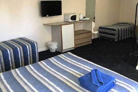 City West Motel - Accommodation Gladstone 4