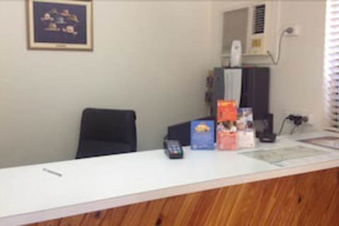 Longreach Motel - Accommodation Gladstone 0