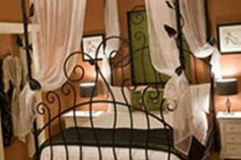 The Vintage Bed & Breakfast - Accommodation Gladstone 4