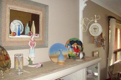 Southern Vales Bed & Breakfast - Accommodation Gladstone 5