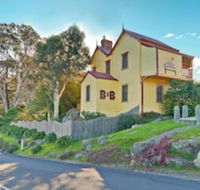 Two Story Bed  Breakfast - Accommodation Gladstone