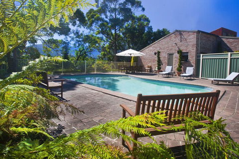 The Shingles Riverside Cottages - Accommodation Gladstone 5