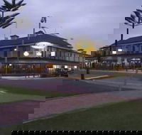 Grand Tasman Hotel - Accommodation Gladstone