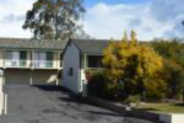 Mcalinden WA Accommodation Gladstone