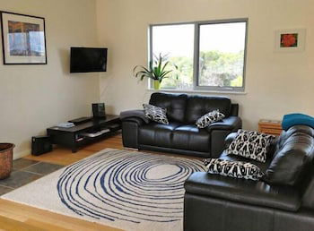 A Dune Escape - Accommodation Gladstone 4