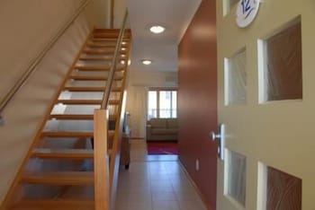 The Lakes Apartments - Accommodation Gladstone 1