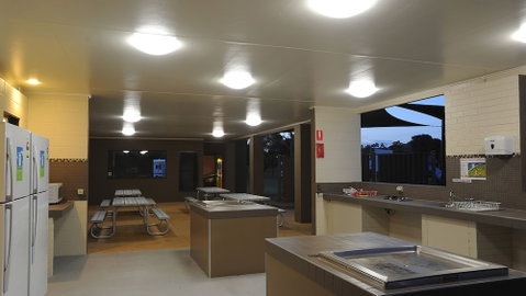 NRMA Eastern Beach Holiday Park - Accommodation Gladstone 6