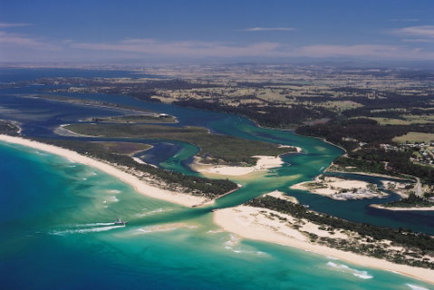 NRMA Eastern Beach Holiday Park - Accommodation Gladstone 0