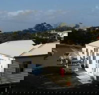 Lookout Holiday Units - Accommodation Gladstone