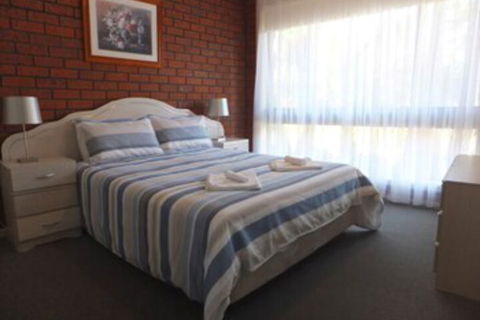 Paradise Holiday Apartments - Accommodation Gladstone 0