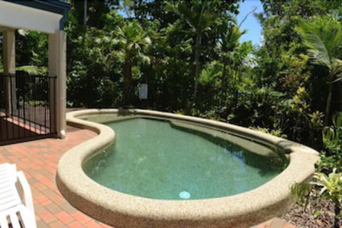 Apollo Jewel Beachfront Apartments - Accommodation Gladstone 5