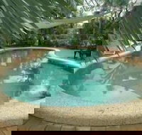 Hibiscus Lodge Bed  Breakfast - Accommodation Gladstone