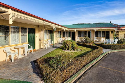 Wintersun Gardens Motel - Accommodation Gladstone 0