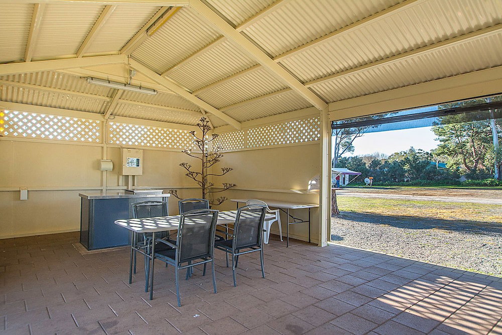 Allendale North SA Accommodation Gladstone
