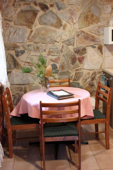 Langmeil Cottages - Accommodation Gladstone 1