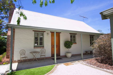 Tanunda Cottages - Accommodation Gladstone 4