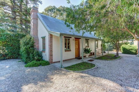 Tanunda Cottages - Accommodation Gladstone 3