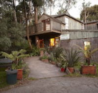 Crayfish Creek Van  Cabin Park - Accommodation Gladstone