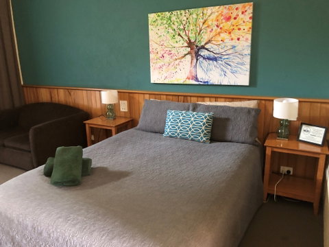 Moe Motor Inn - Accommodation Gladstone 4