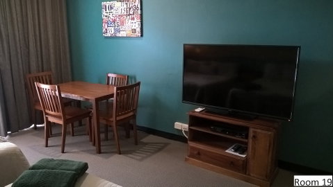 Moe Motor Inn - Accommodation Gladstone 3