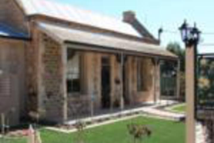  Accommodation Gladstone