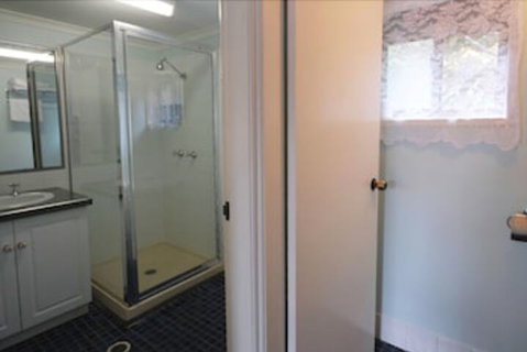 Gallery Motel - Accommodation Gladstone 5