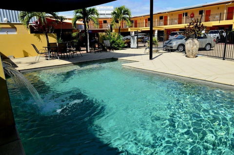 Summit Motel - Accommodation Gladstone 2