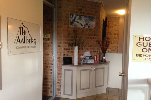 Aalberg Chalet - Accommodation Gladstone 3