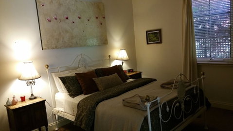Amy's House - Accommodation Gladstone 5