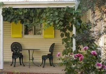Amy's House - Accommodation Gladstone 1