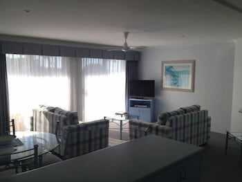 Breakers Apartments Mollymook - Accommodation Gladstone 6