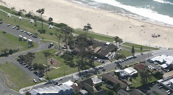 Breakers Apartments Mollymook - Accommodation Gladstone 0