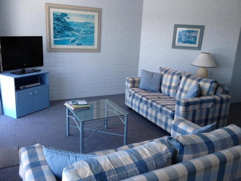 Breakers Apartments Mollymook - Accommodation Gladstone 5
