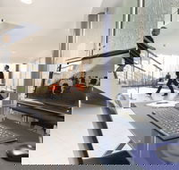 Ramada Encore by Wyndham Belconnen Canberra - Accommodation Gladstone