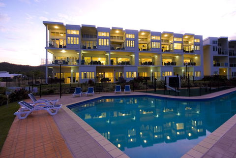 Beachside Magnetic Harbour - Accommodation Gladstone 0