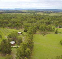 Twin Trees Country Cottages - Accommodation Gladstone