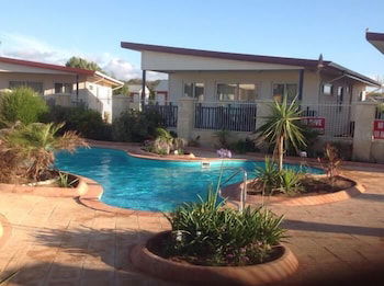 Seaspray Beach Holiday Park - Accommodation Gladstone 3