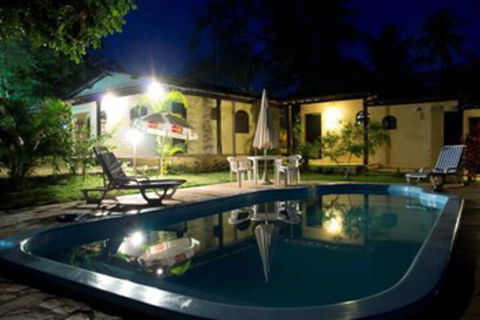 Emaroo Hotel Port Hughes - Accommodation Gladstone 2