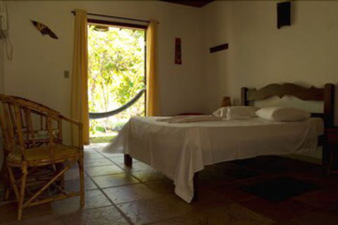 Emaroo Hotel Port Hughes - Accommodation Gladstone 6