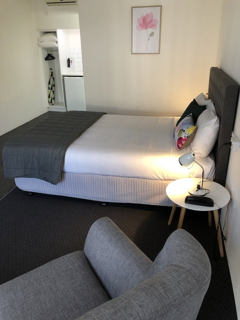 Commodore Motor Inn Albury - Accommodation Gladstone 6