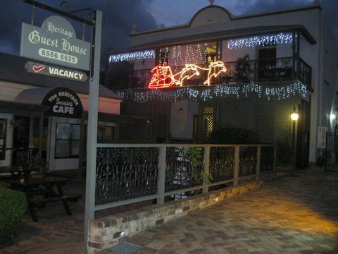Heritage Guesthouse - Accommodation Gladstone 6