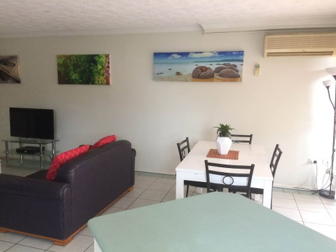 Santa Fe Apartments - Accommodation Gladstone 2