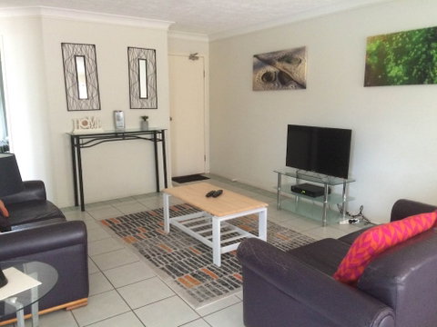 Santa Fe Apartments - Accommodation Gladstone 4