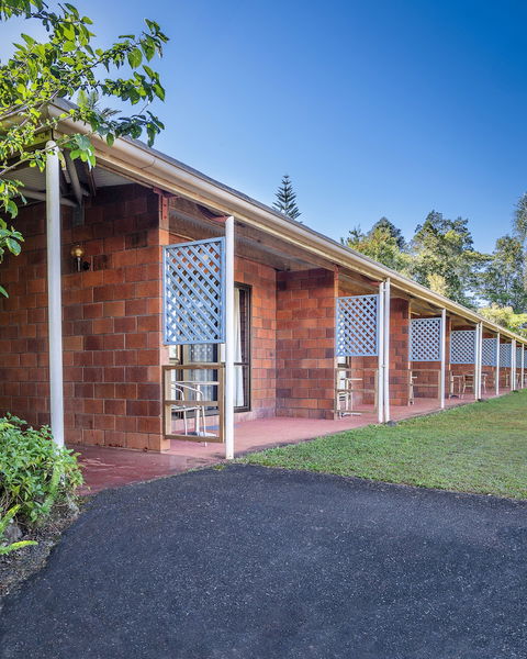 Malanda Lodge Motel - Accommodation Gladstone 0