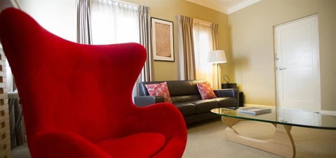 Globe Apartments - Accommodation Gladstone 4