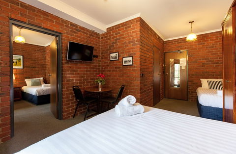 Armour Motor Inn - Accommodation Gladstone 5