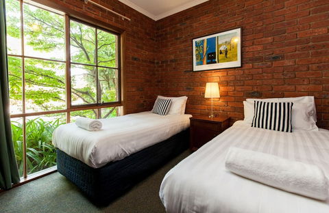 Armour Motor Inn - Accommodation Gladstone 6