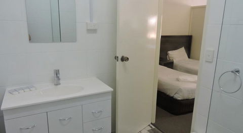 Town & Country Motel - Accommodation Gladstone 2