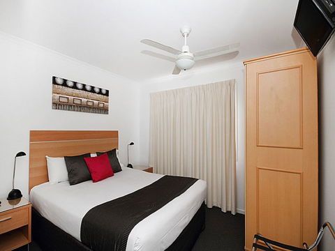 Browns Plains Motor Inn - Accommodation Gladstone 0