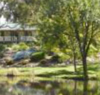 Granite Gardens Cottages  Lake Retreat - Accommodation Gladstone